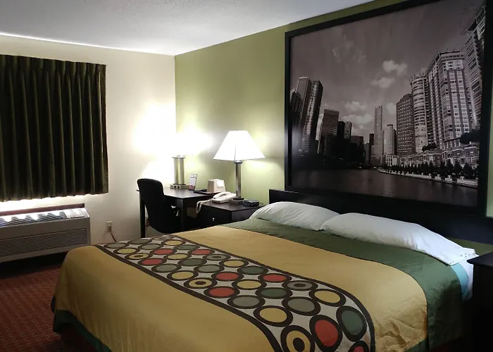 Super 8 By Wyndham Il Hotel