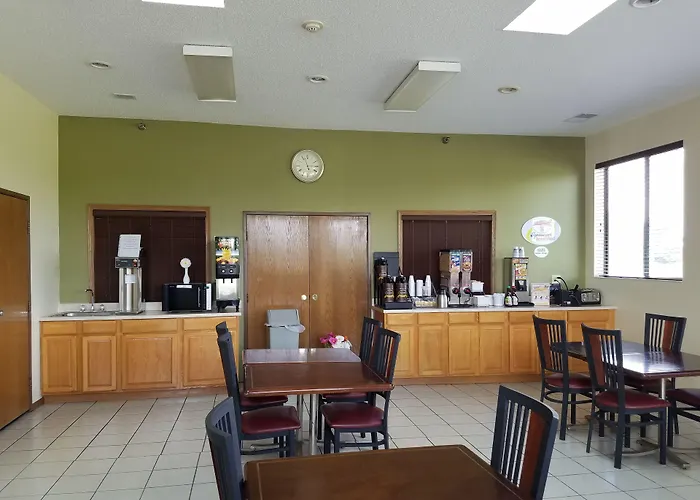 Super 8 By Wyndham Il Hotel 2*