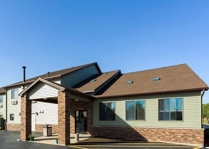 Super 8 By Wyndham Il DeKalb